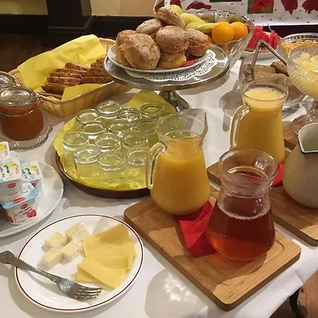 Ashford Court Boutique 3*